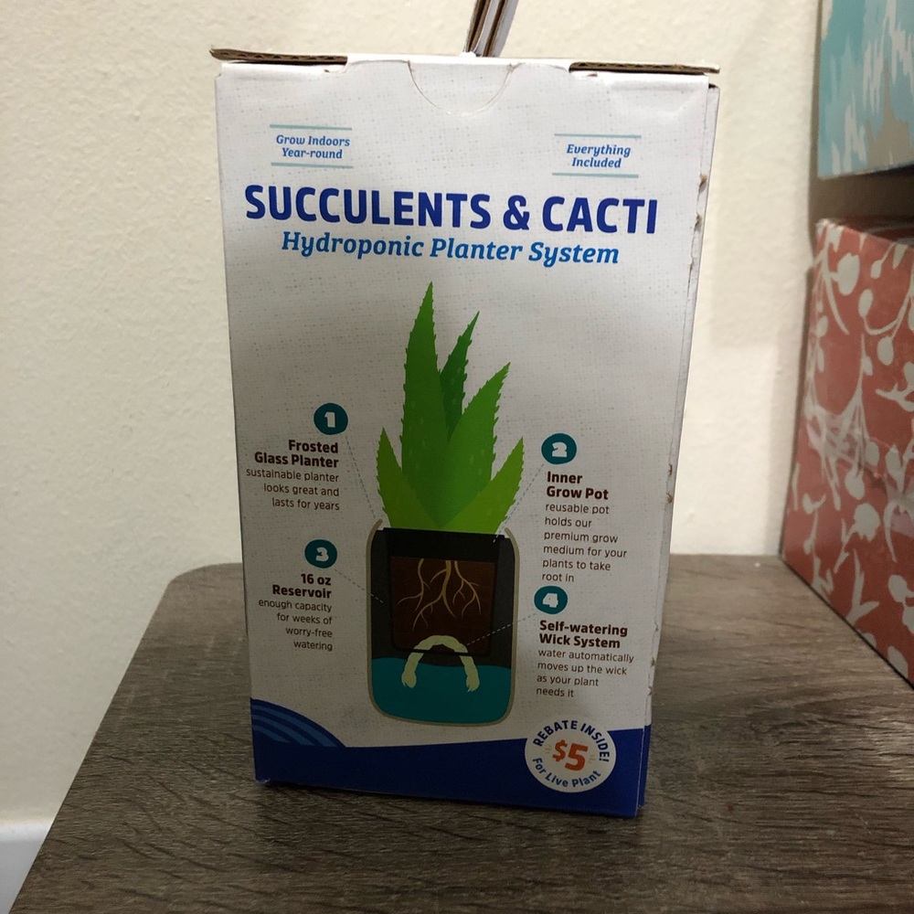 Back To The Roots Self Watering Grow Kit - Picture 2 of 5